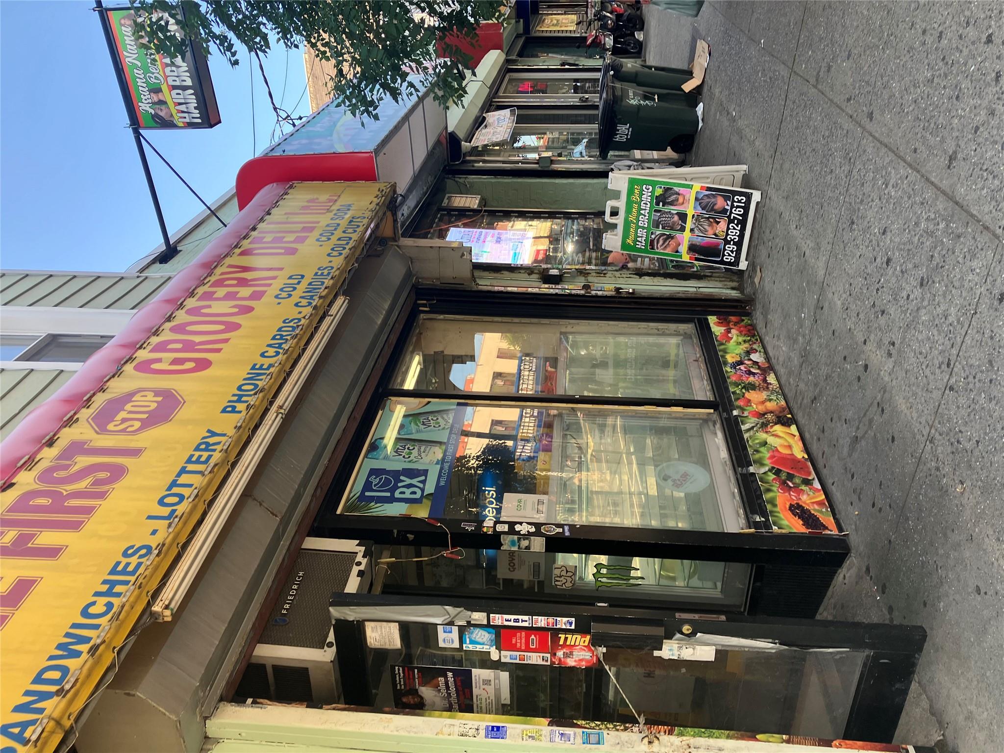 #2 photo, 3925-3933 E White Plains Rd. Road, ブロンクス区 Bronx , NY 10466