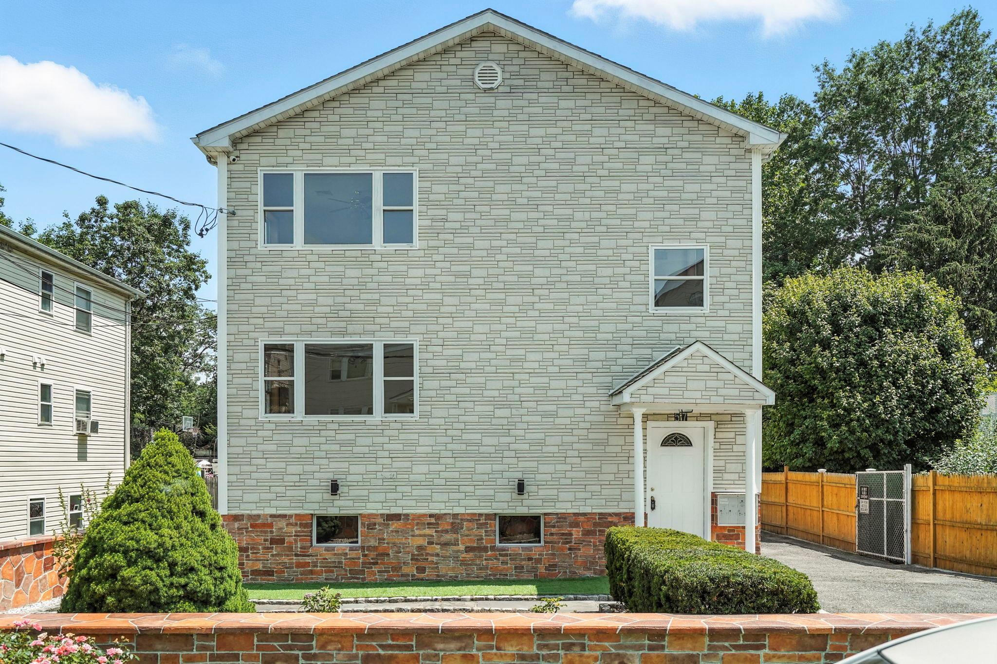 #1 photo, 57 Ashland Street, New Rochelle , NY 10801