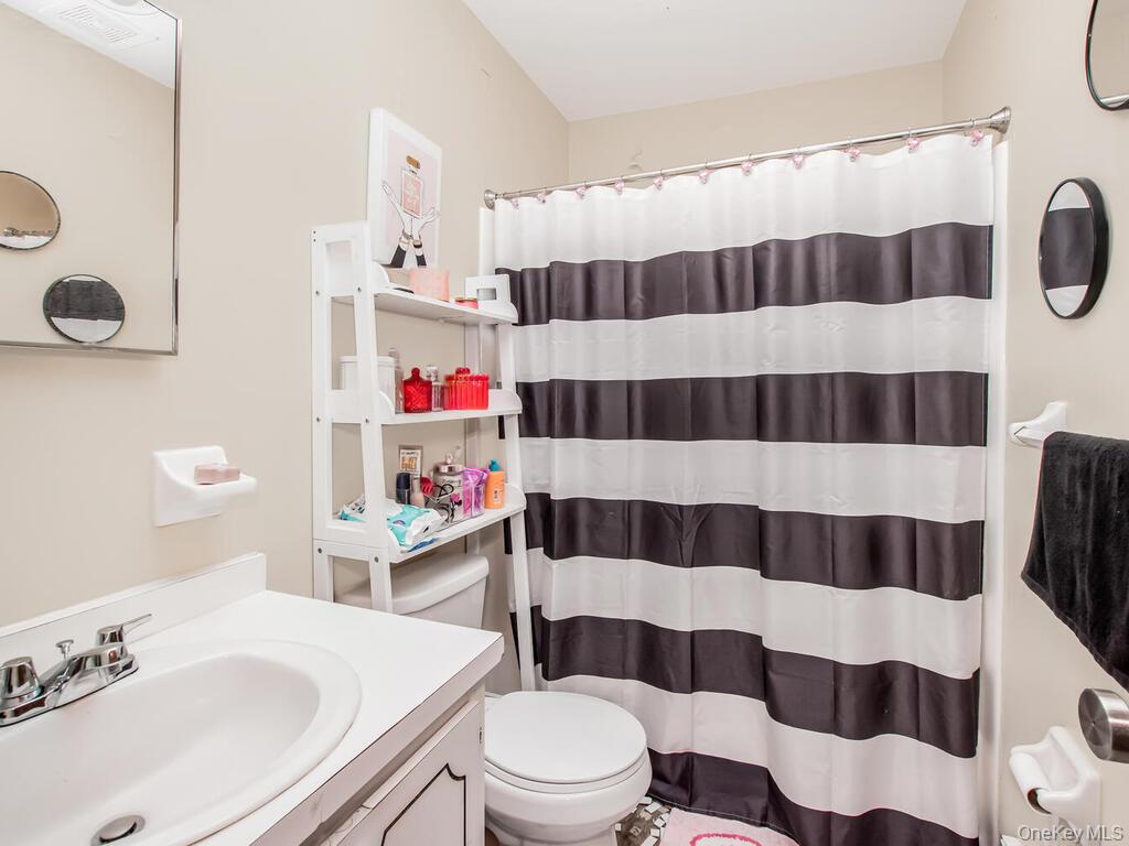 #11 photo, 113 Buckberg Road, Tomkins Cove , NY 10980