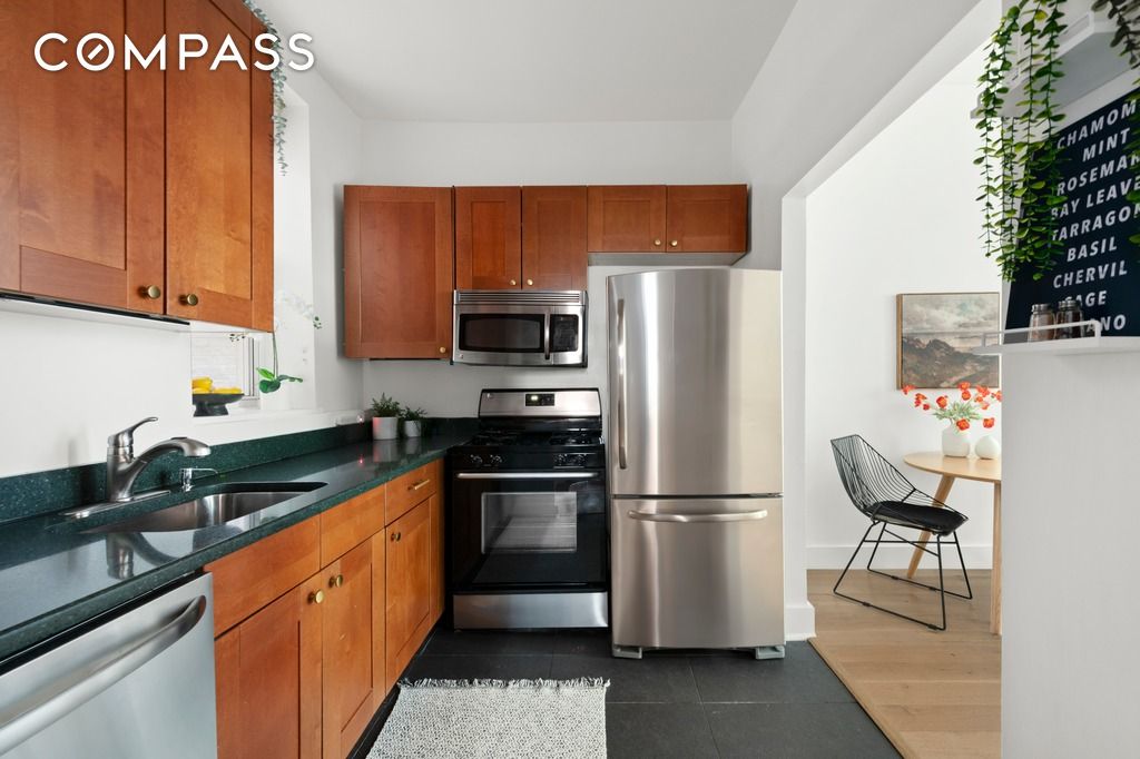 #5 photo, 406 W 46th Street, マンハッタン Hell's Kitchen , NY 10036