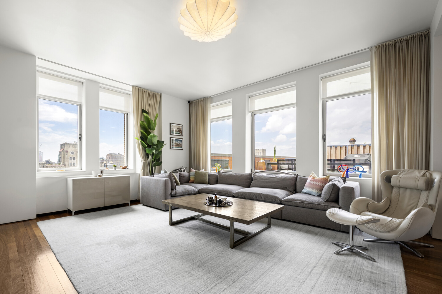 #4 photo, 252 7TH Avenue, マンハッタン Chelsea , NY 10001