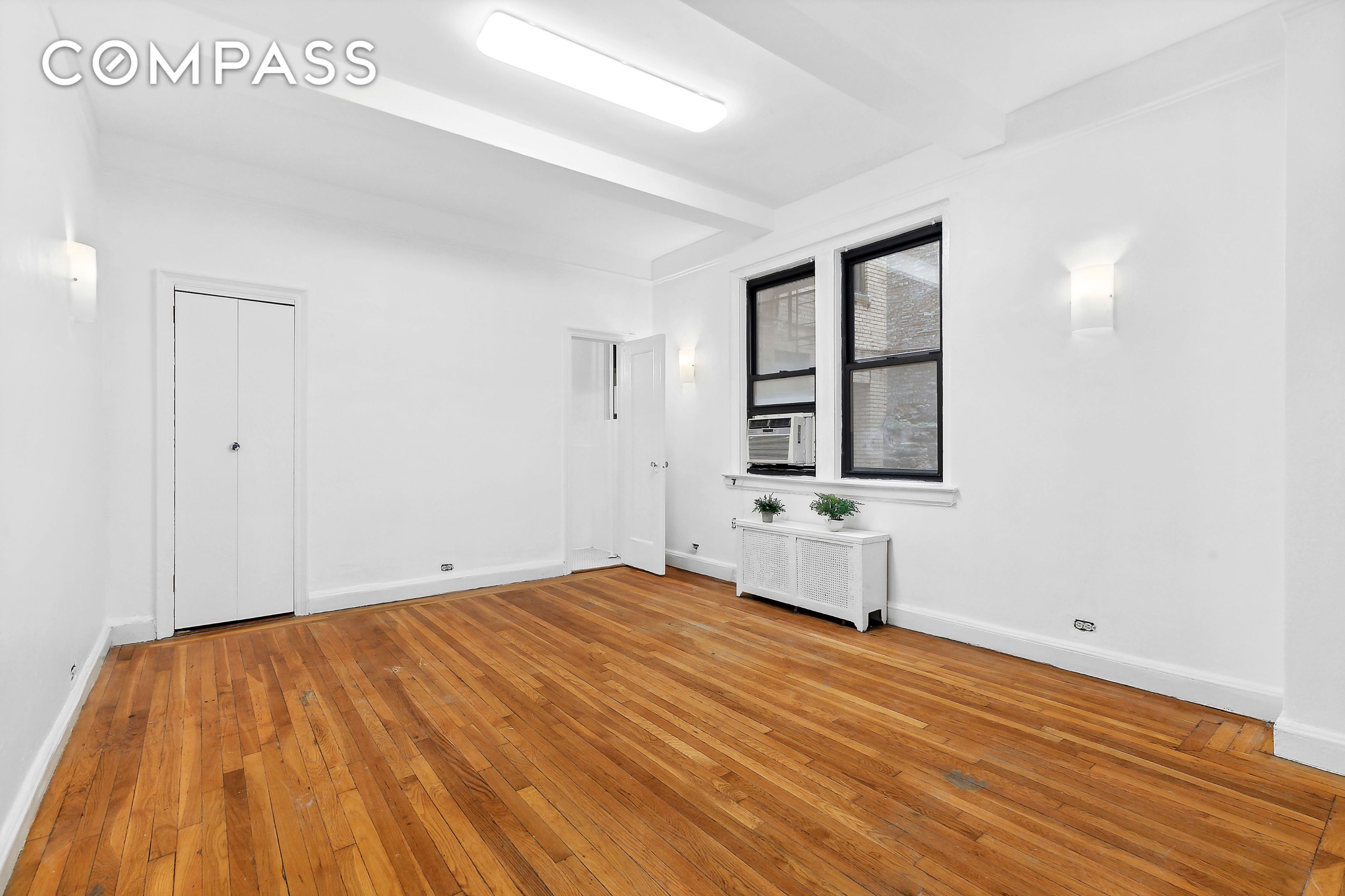 #1 photo, 321 E 54th Street, 曼哈頓 中城东区 Sutton Place , NY 10022