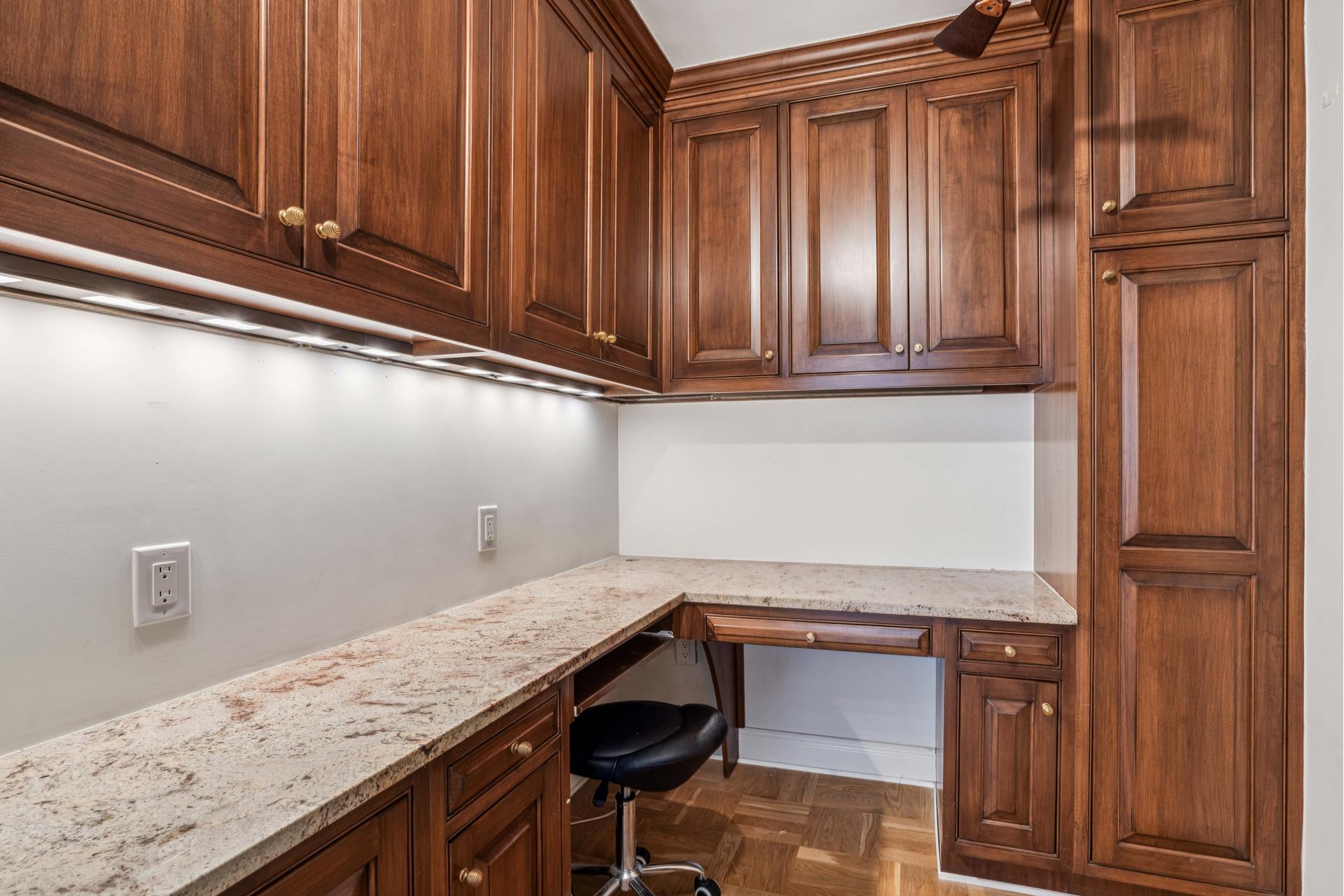 #8 photo, 136 E 56TH Street, マンハッタン Midtown East , NY 10022