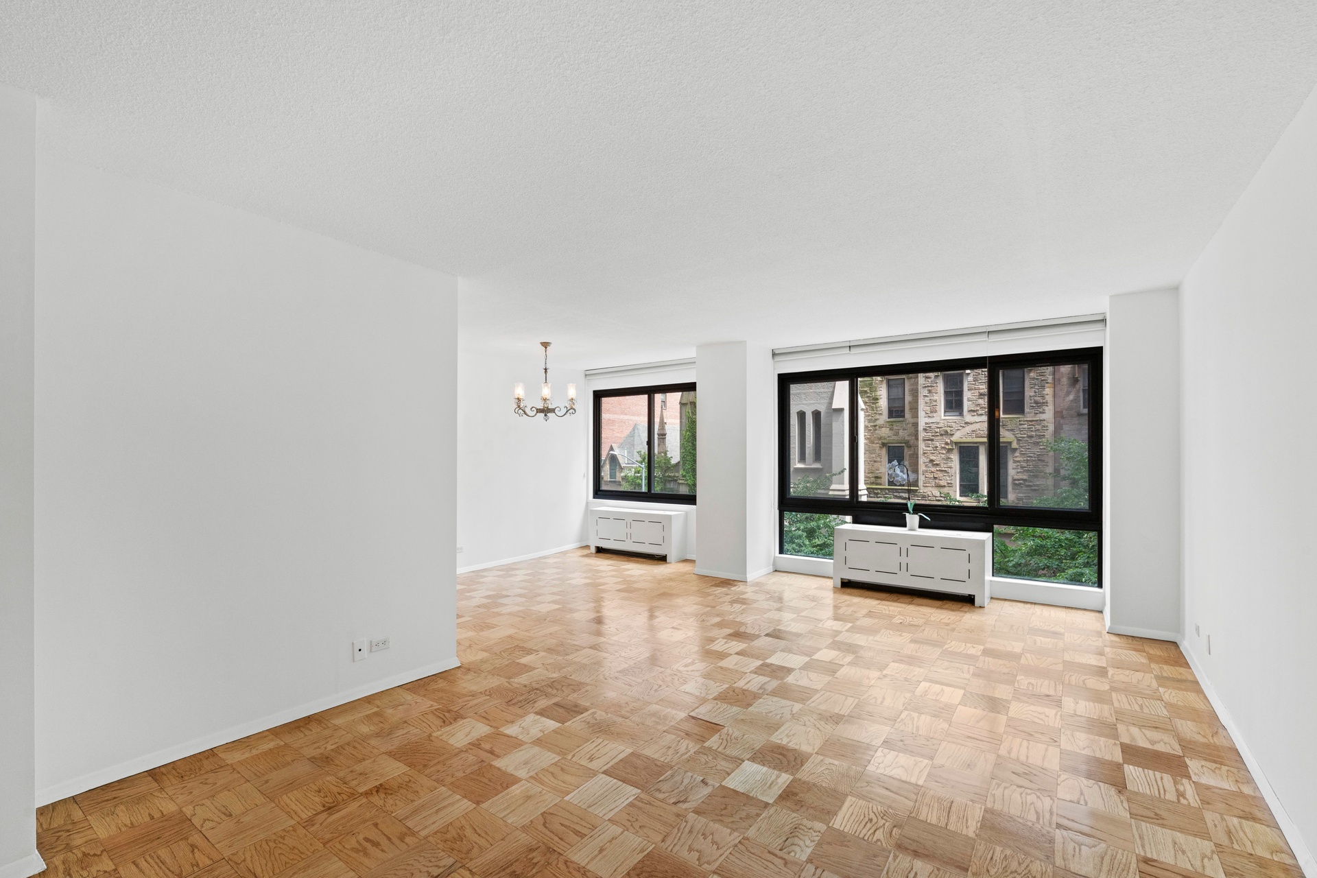 #3 photo, 50 E 89th Street, Carnegie Hill , NY 10128