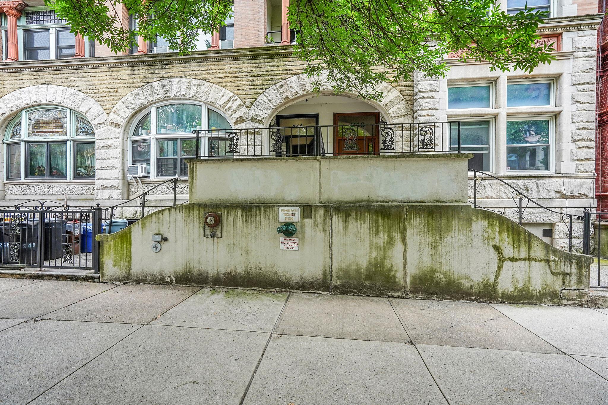 #1 photo, 246 Hancock Street, 布鲁克林 Brooklyn , NY 11216