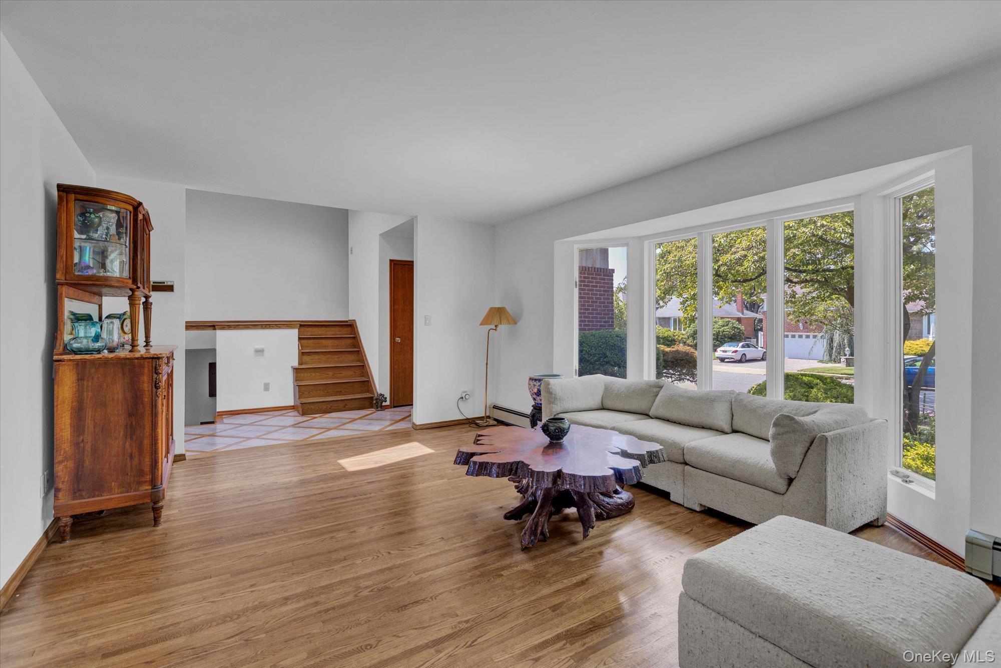 #5 photo, 19 Clearland Road, Syosset , NY 11791