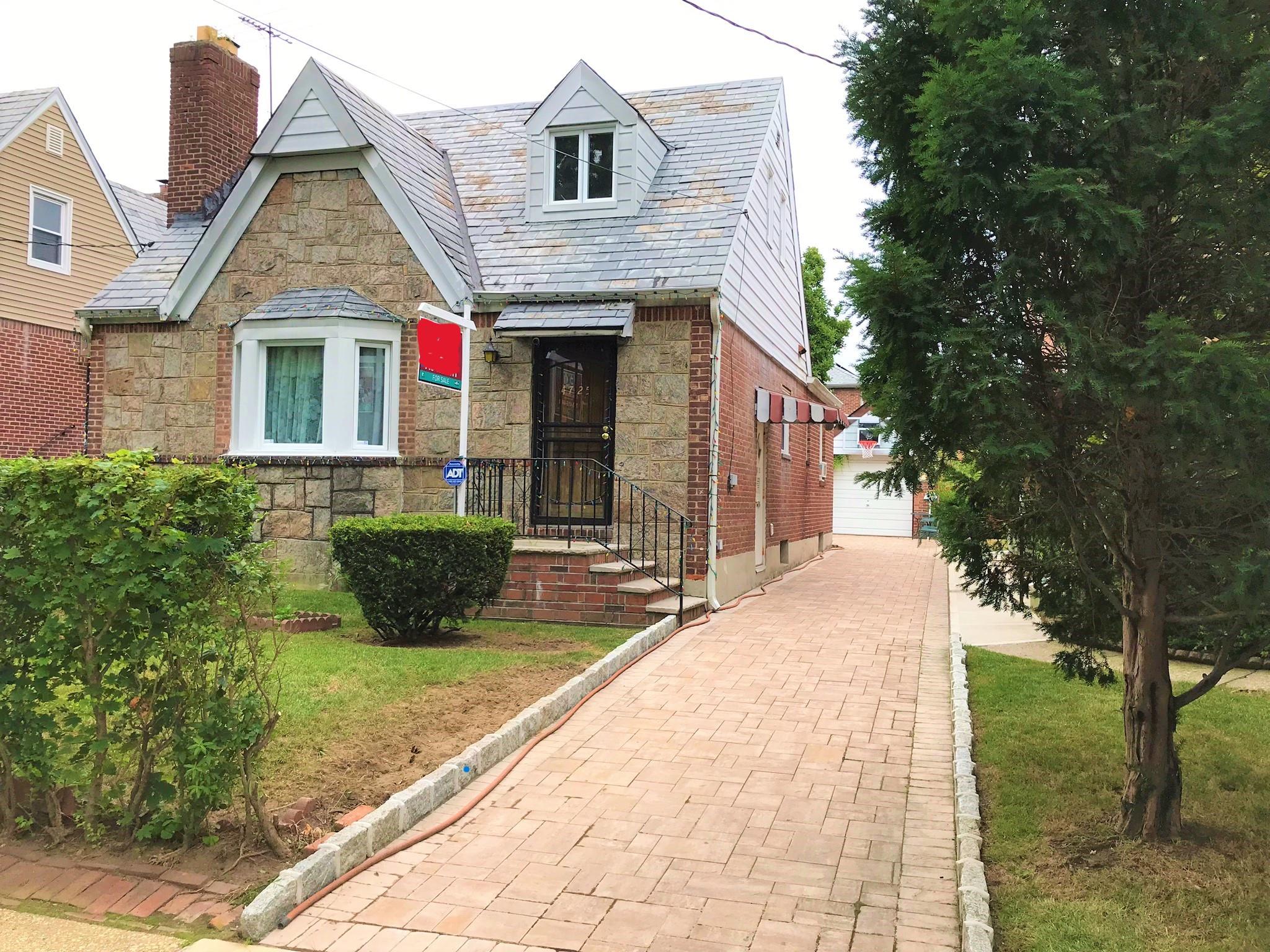#1 photo, 4725 159th Street, 法拉盛 Flushing , NY 11358