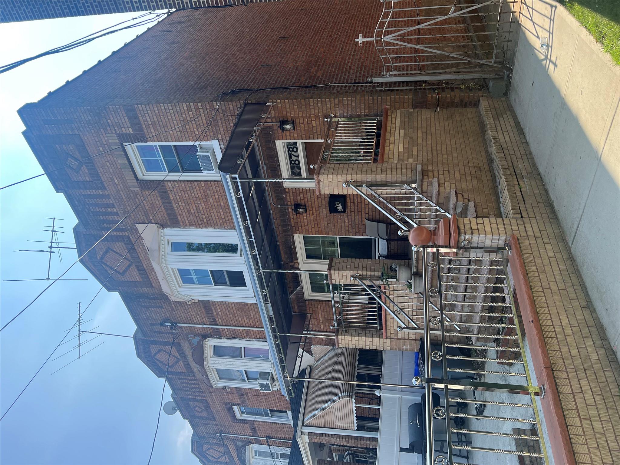 #3 photo, 878 Albany Avenue, Brooklyn , NY 11203