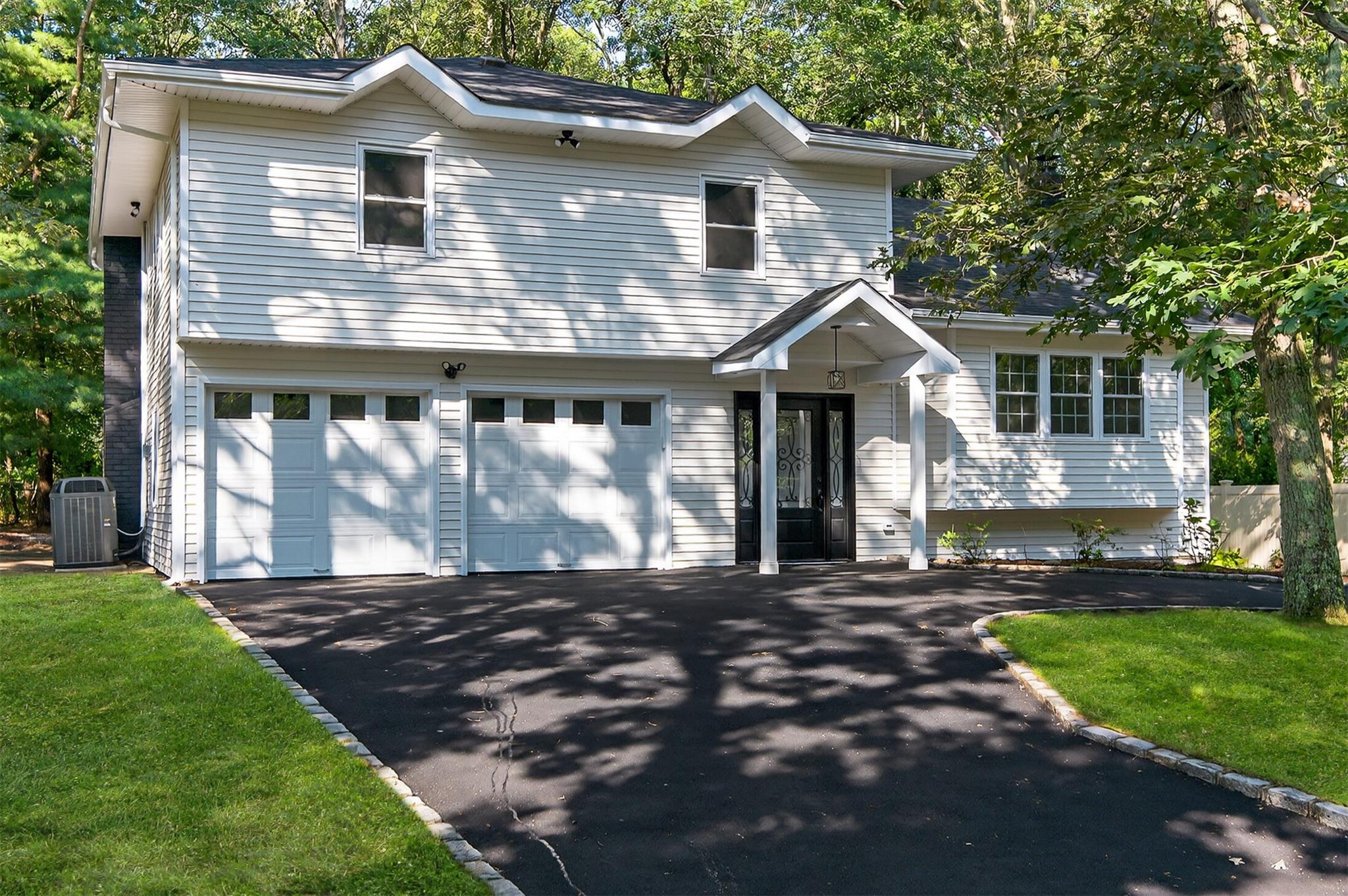 #1 photo, 2 Bridge Branch Road, 東長島 史密斯敦 Smithtown , NY 11787