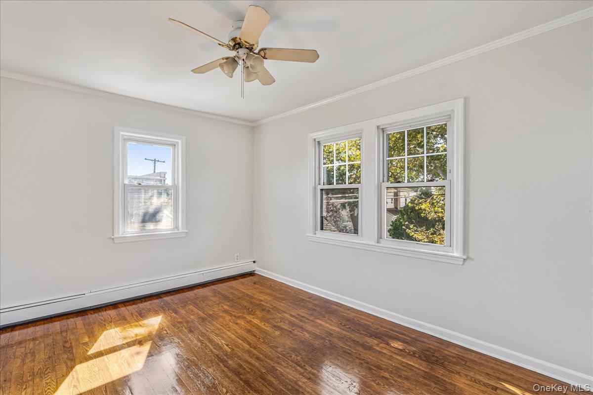 #17 photo, 3337 204th Street, Bayside , NY 11361