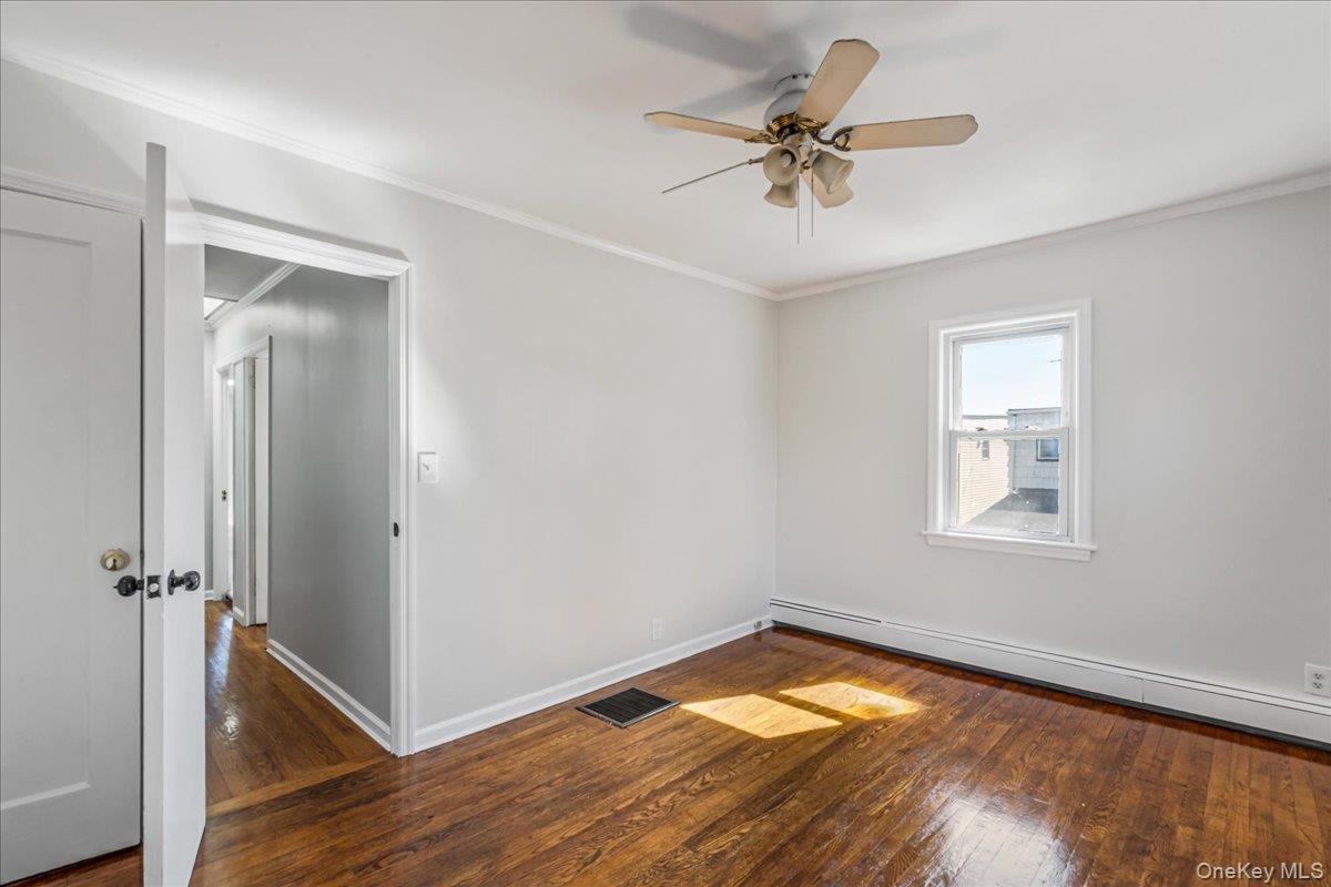 #18 photo, 3337 204th Street, Bayside , NY 11361