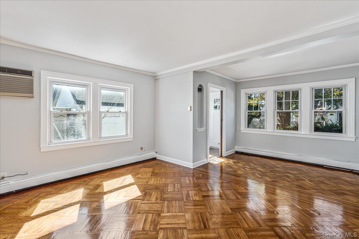 #5 photo, 3337 204th Street, Bayside , NY 11361