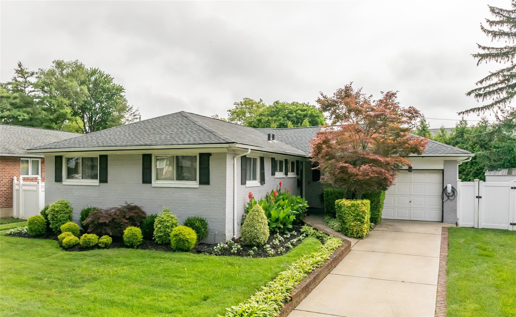 #1 photo, 66 Central Park Road, Plainview , NY 11803