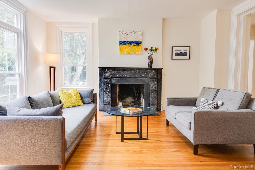 #10 photo, 592 Landing Avenue, サフォーク郡 Smithtown , NY 11787