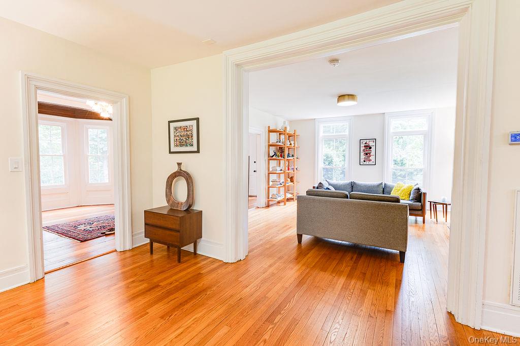 #13 photo, 592 Landing Avenue, サフォーク郡 Smithtown , NY 11787