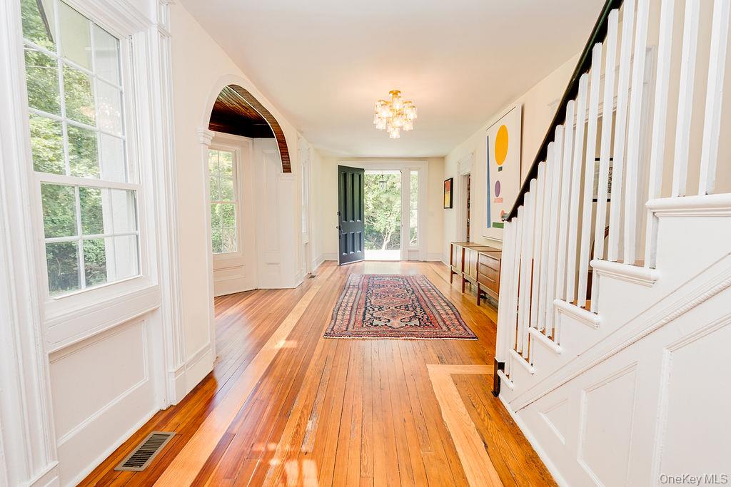 #7 photo, 592 Landing Avenue, サフォーク郡 Smithtown , NY 11787