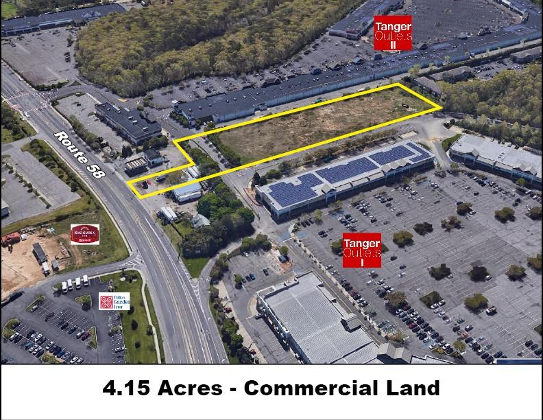 #4 photo, 2009 Old Country Road, サフォーク郡 Riverhead , NY 11901