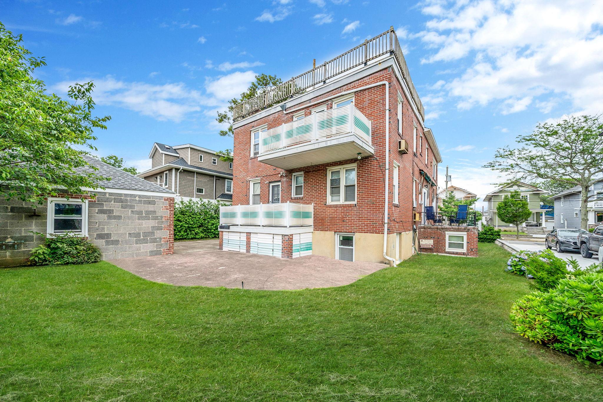 #5 photo, 261 Beach 141st Street, Belle Harbor , NY 11694