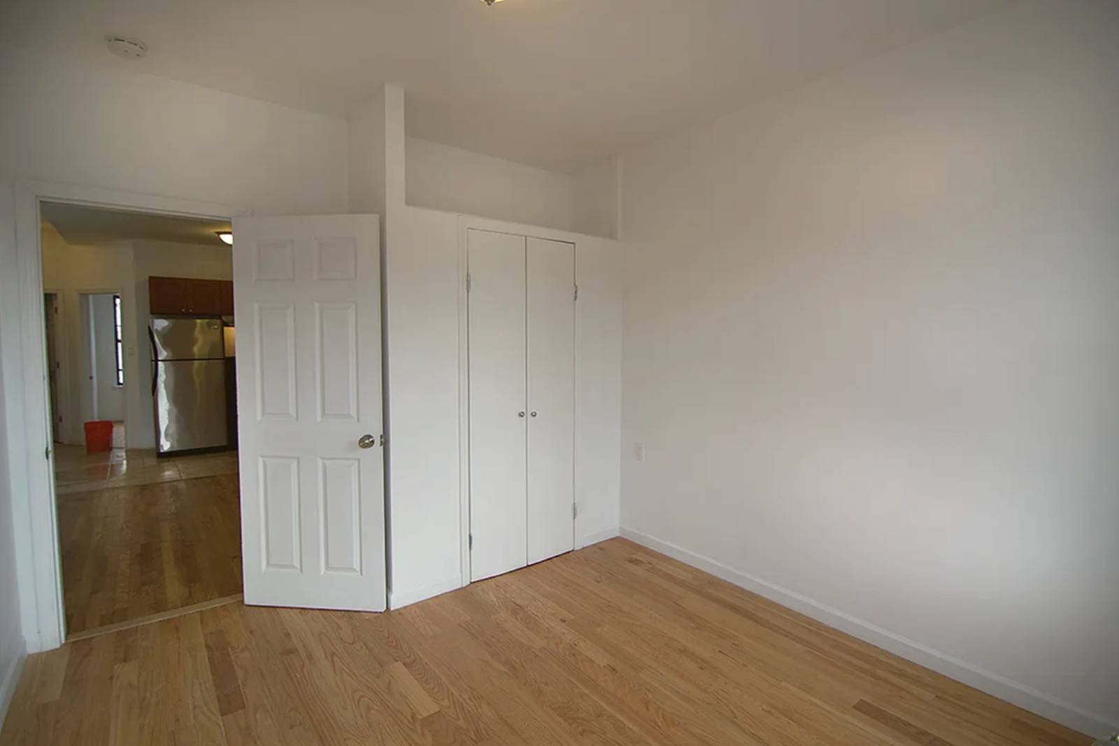 #11 photo, 855 Wyckoff Avenue, クイーンズ区 Ridgewood , NY 11385