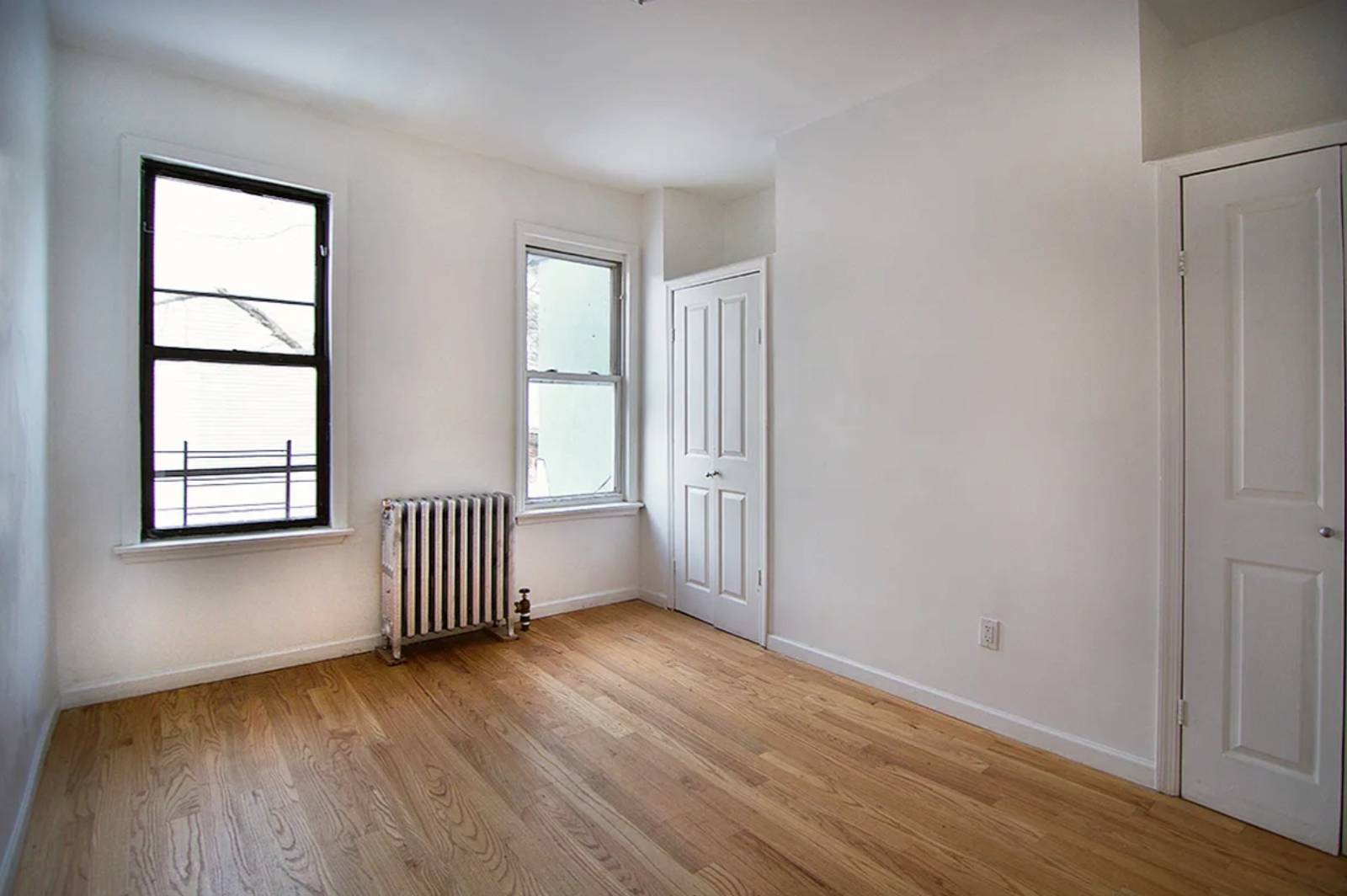 #12 photo, 855 Wyckoff Avenue, クイーンズ区 Ridgewood , NY 11385