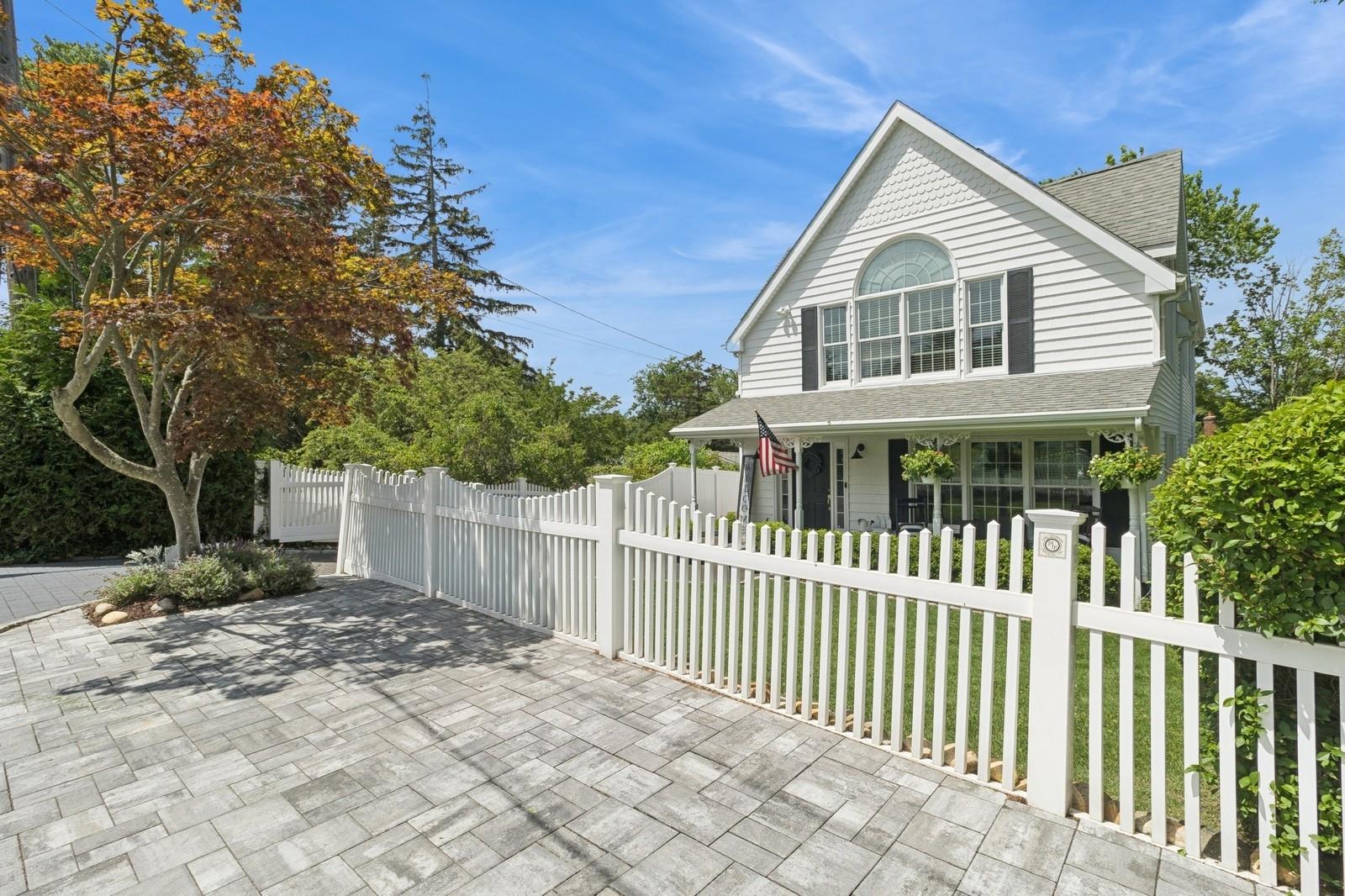 #1 photo, 42 Beech Road, Rocky Point , NY 11778