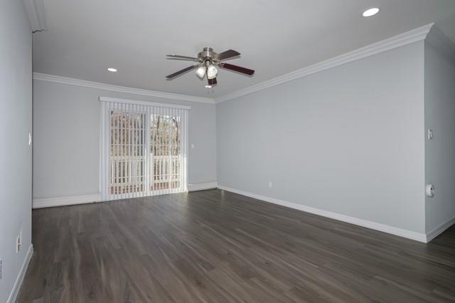 #4 photo, 1750 W Main Street, サフォーク郡 Riverhead , NY 11901