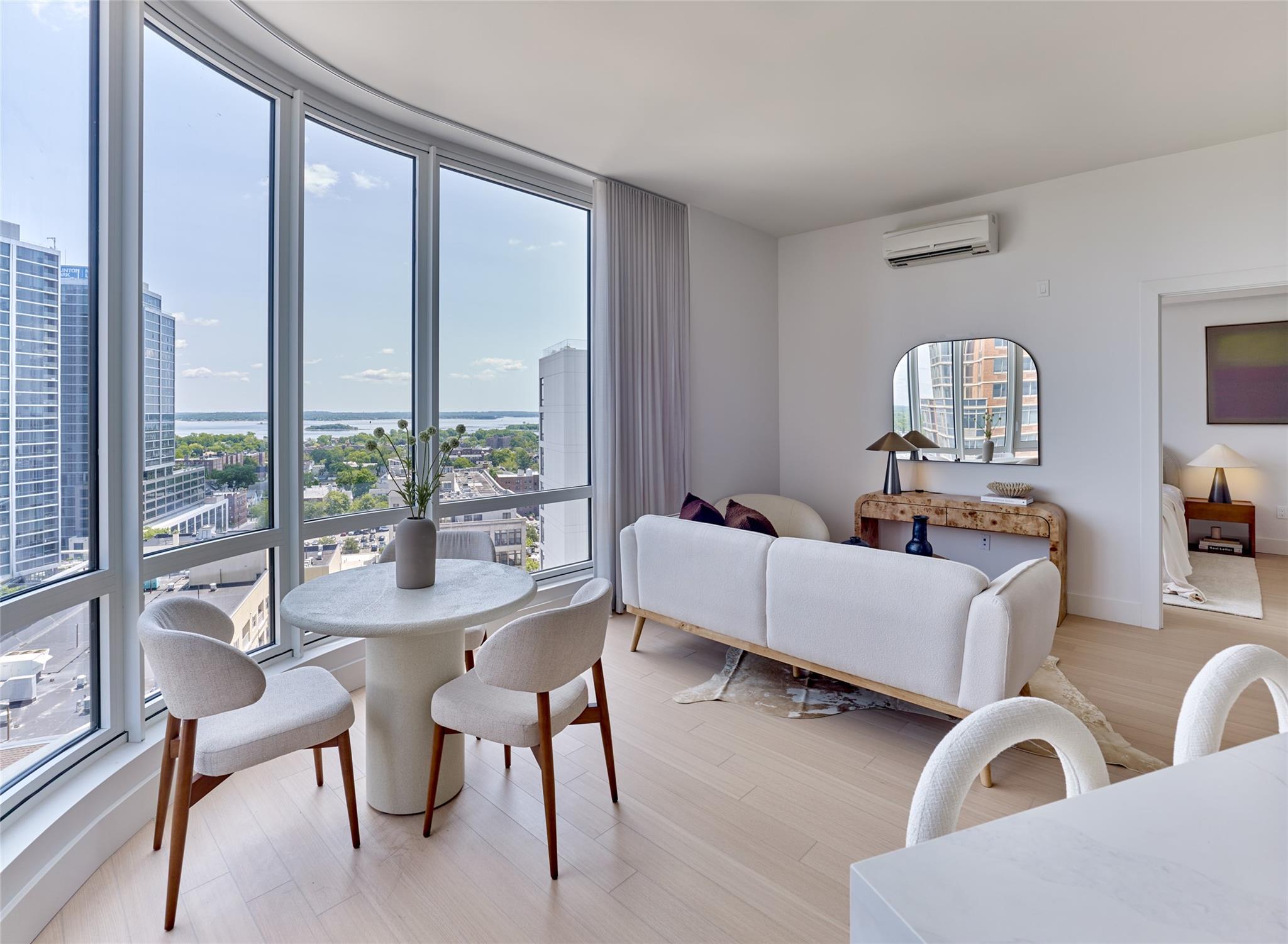 #3 photo, 33 Westchester Place, New Rochelle , NY 10801