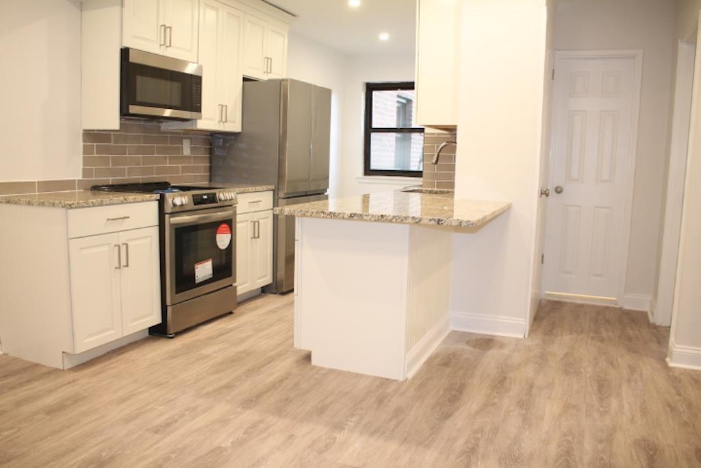 #1 photo, 60 White Oak, 纽约州 New Rochelle , NY 10801