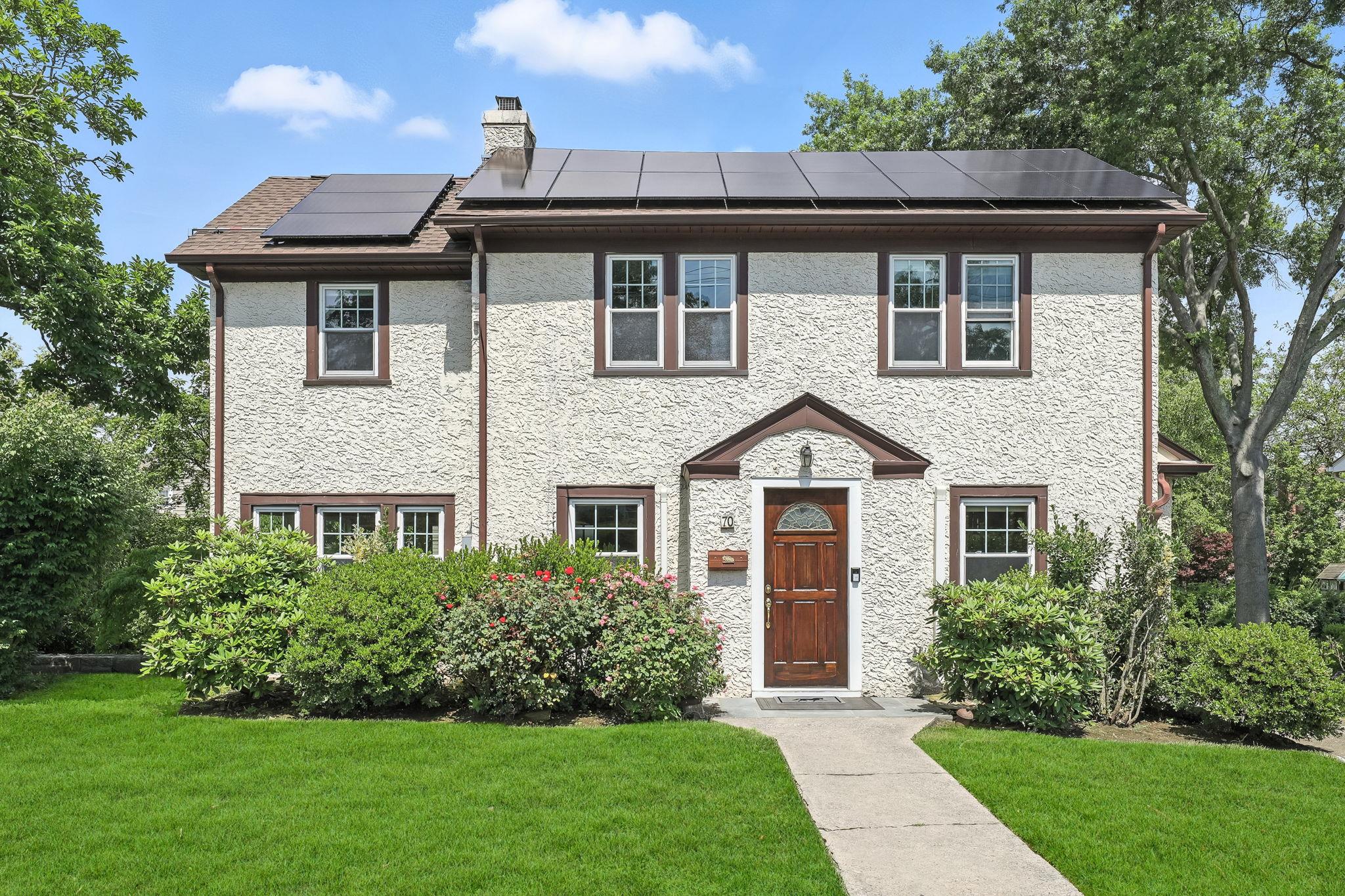 #1 photo, 70 Oakland Avenue, Harrison , NY 10528