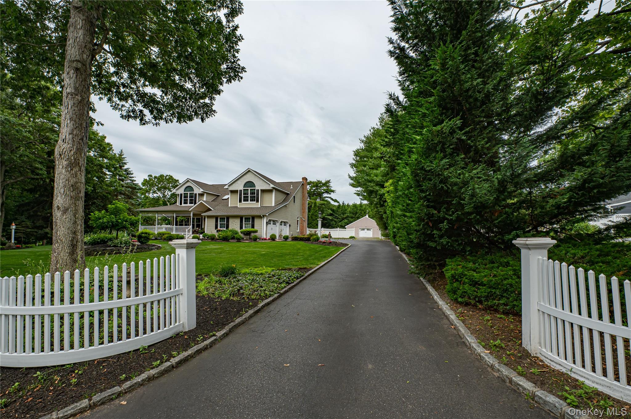 #2 photo, 22 Hillside Avenue, Saint James , NY 11780