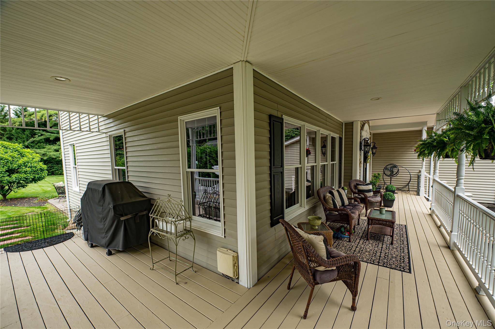 #3 photo, 22 Hillside Avenue, Saint James , NY 11780