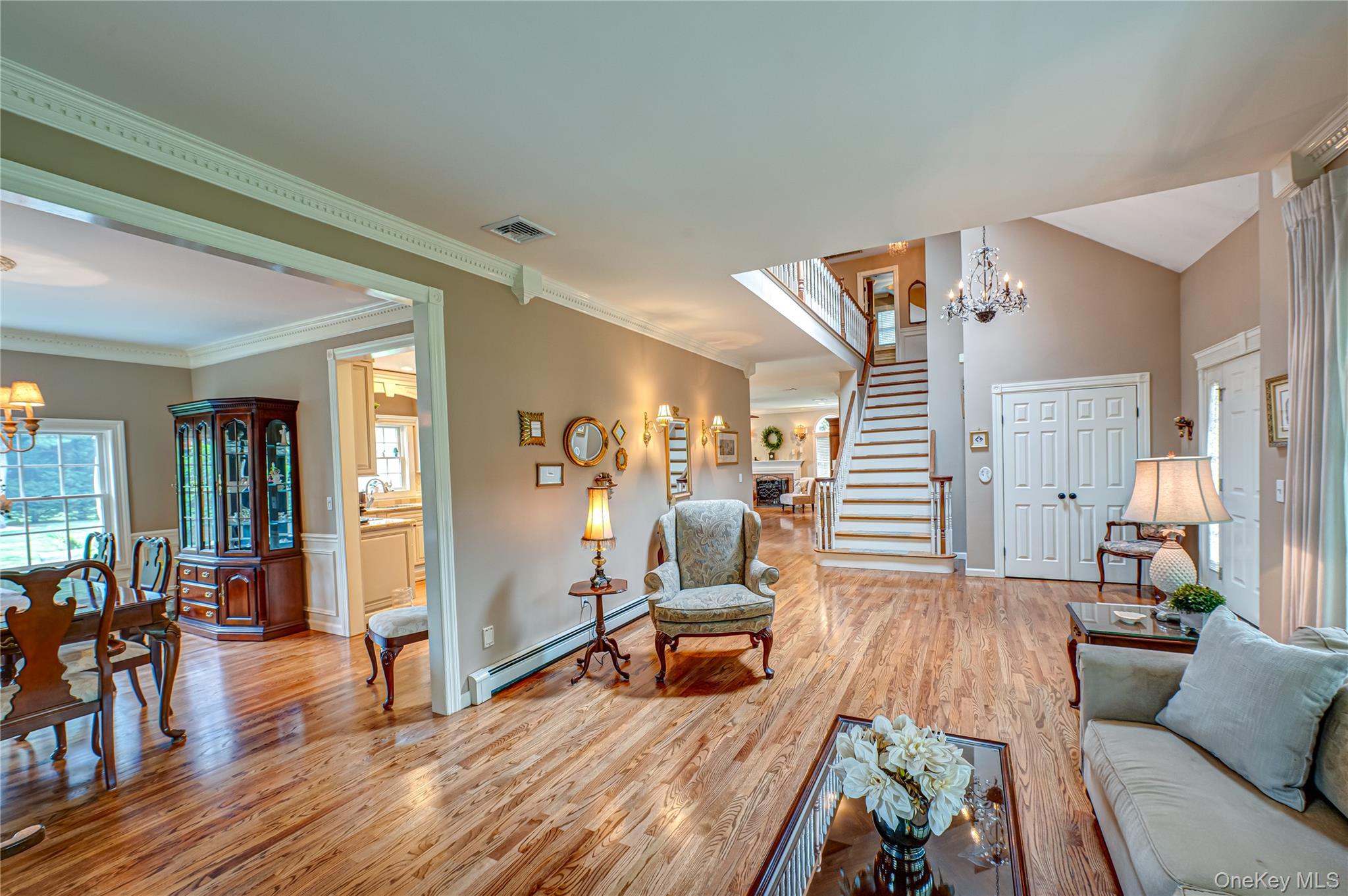 #4 photo, 22 Hillside Avenue, Saint James , NY 11780