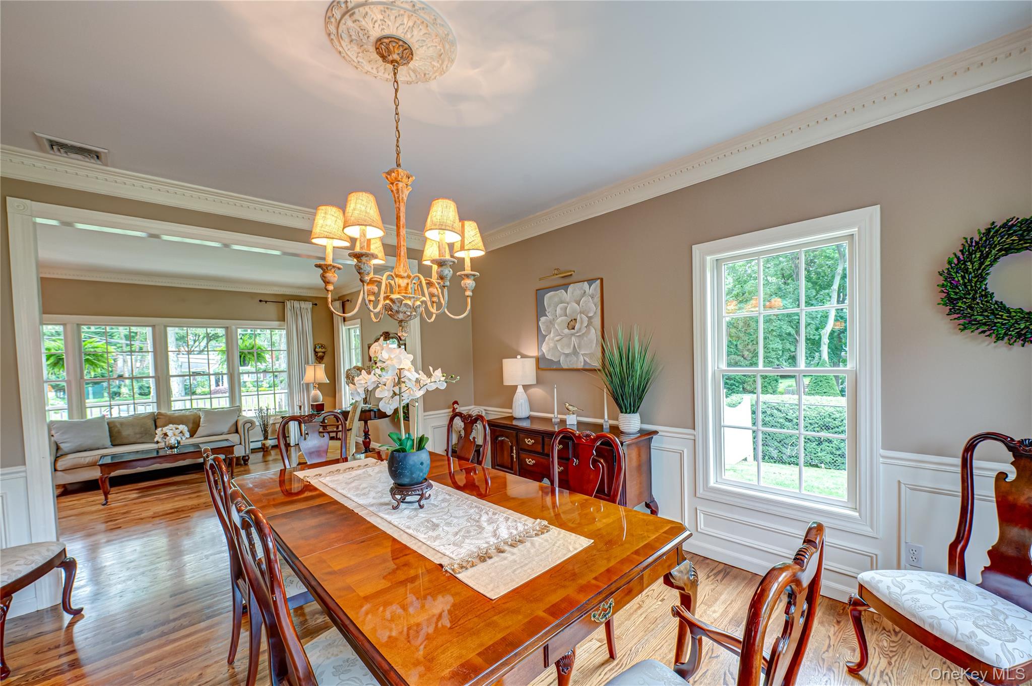 #7 photo, 22 Hillside Avenue, Saint James , NY 11780