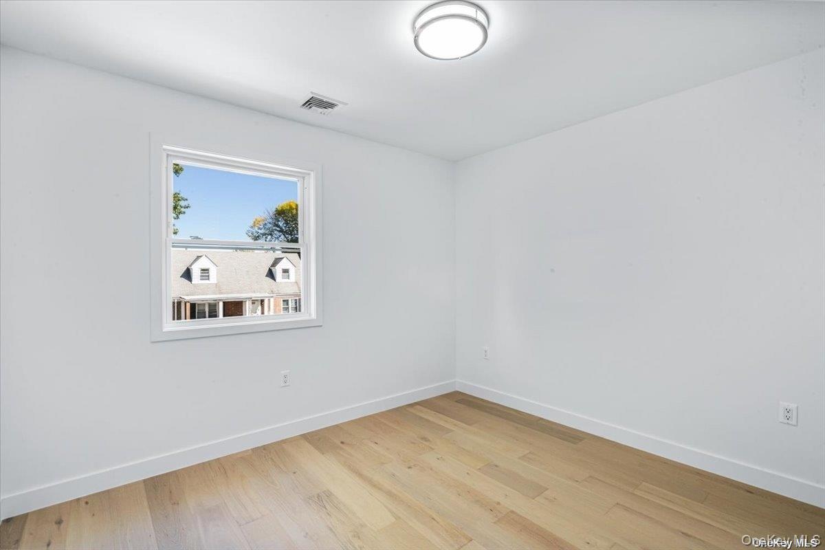 #13 photo, 23 Flower Lane, ナッソー郡 New Hyde Park , NY 11040