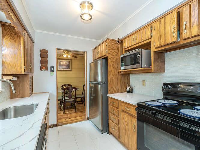 #10 photo, 779 Summer Avenue, Uniondale , NY 11553