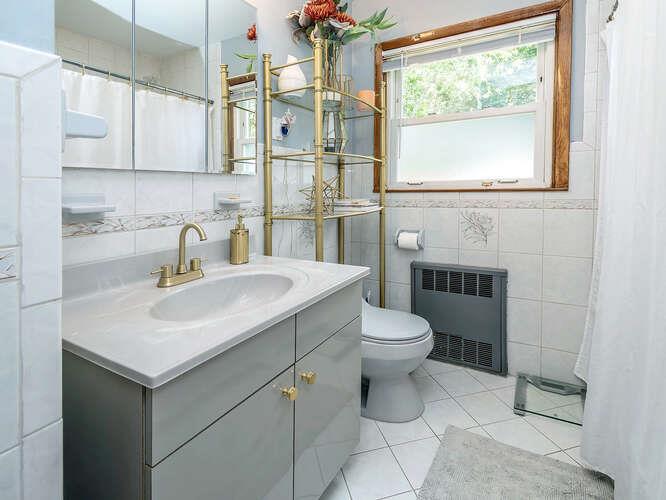 #19 photo, 779 Summer Avenue, Uniondale , NY 11553