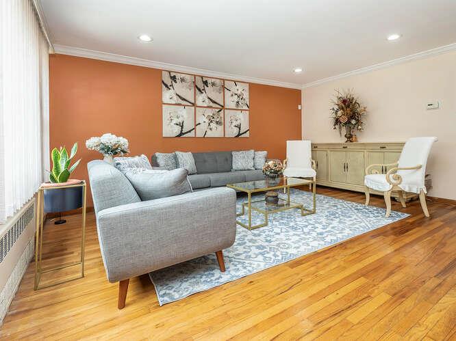 #4 photo, 779 Summer Avenue, Uniondale , NY 11553