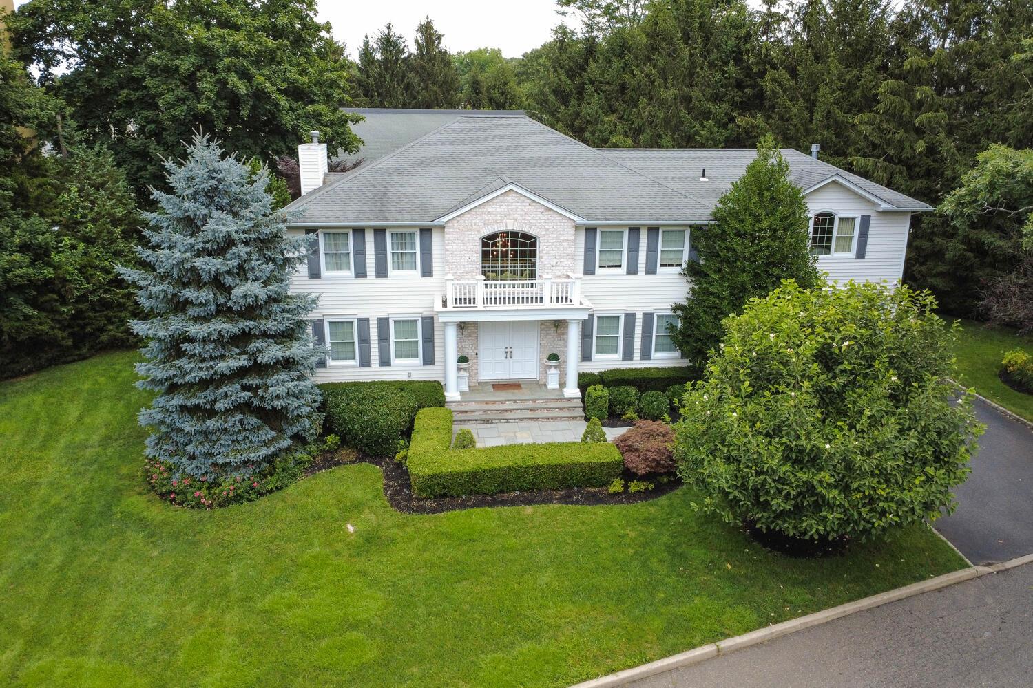 #1 photo, 2 Gail Terrace, 長島 格崙科夫 Glen Cove , NY 11542