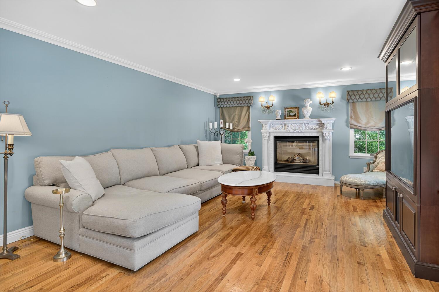 #15 photo, 2 Gail Terrace, ナッソー郡 Glen Cove , NY 11542