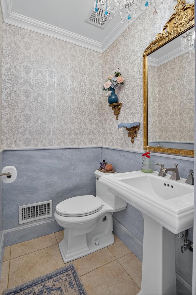 #16 photo, 2 Gail Terrace, ナッソー郡 Glen Cove , NY 11542