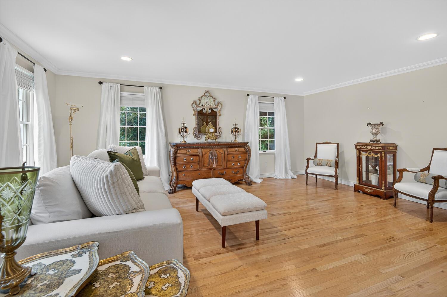 #17 photo, 2 Gail Terrace, ナッソー郡 Glen Cove , NY 11542