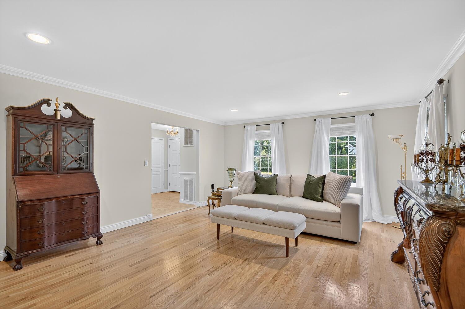 #18 photo, 2 Gail Terrace, ナッソー郡 Glen Cove , NY 11542