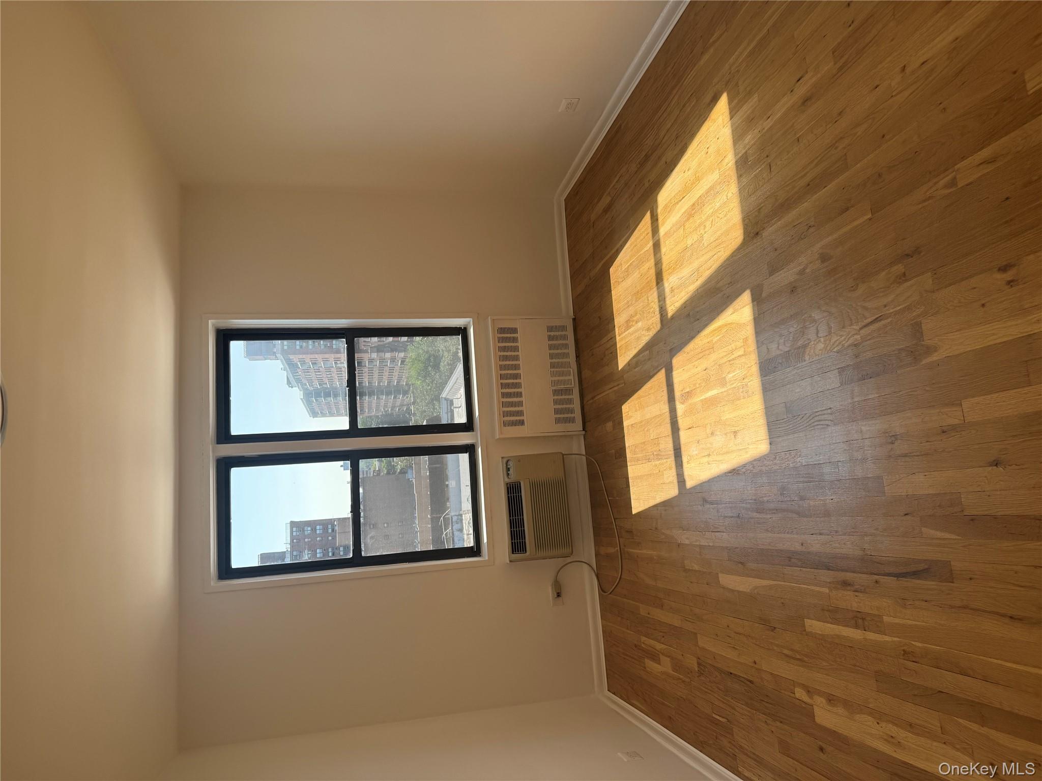 #10 photo, 6550 Wetherole Street, クイーンズ区 Rego Park , NY 11374