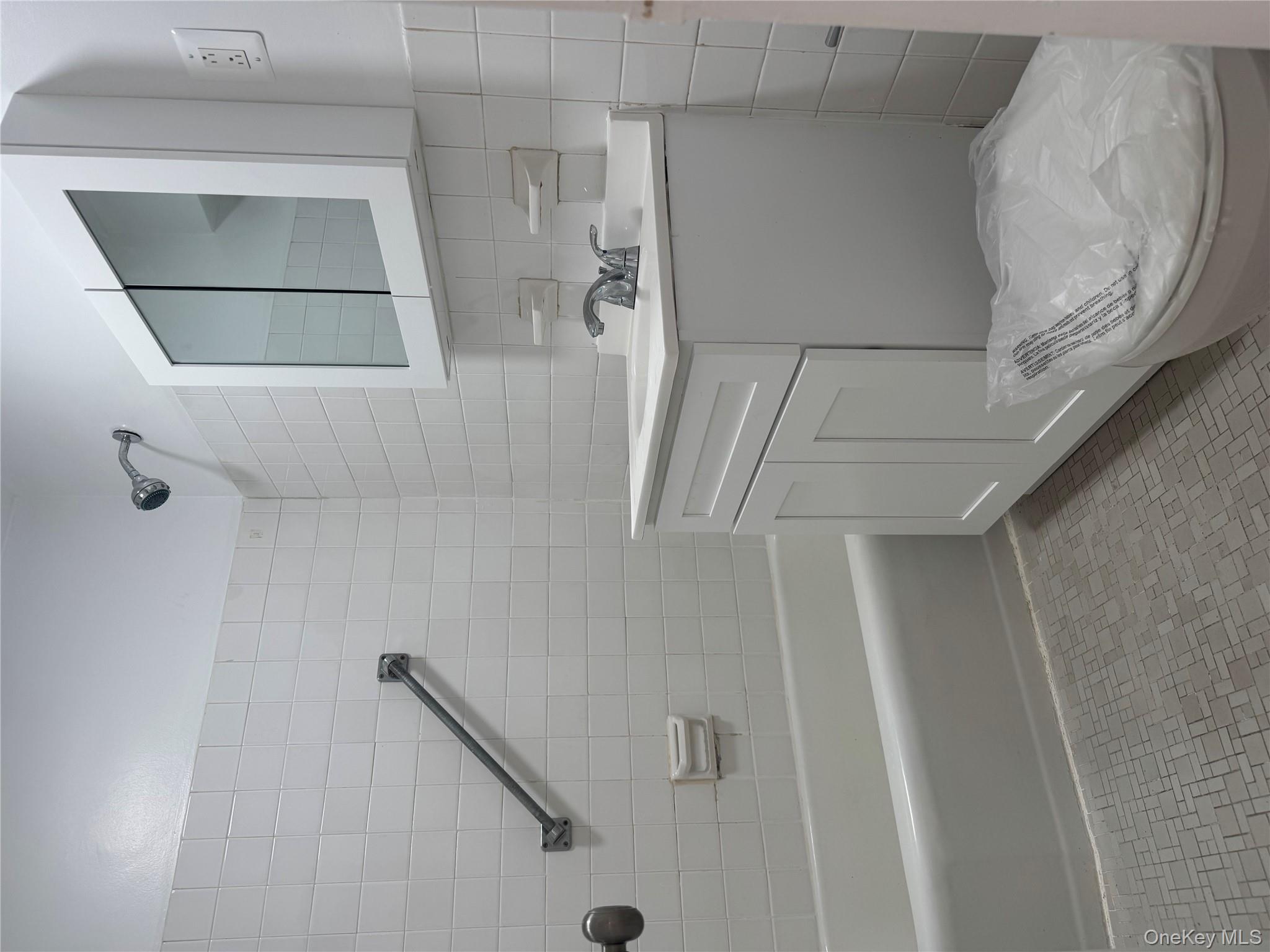 #11 photo, 6550 Wetherole Street, クイーンズ区 Rego Park , NY 11374