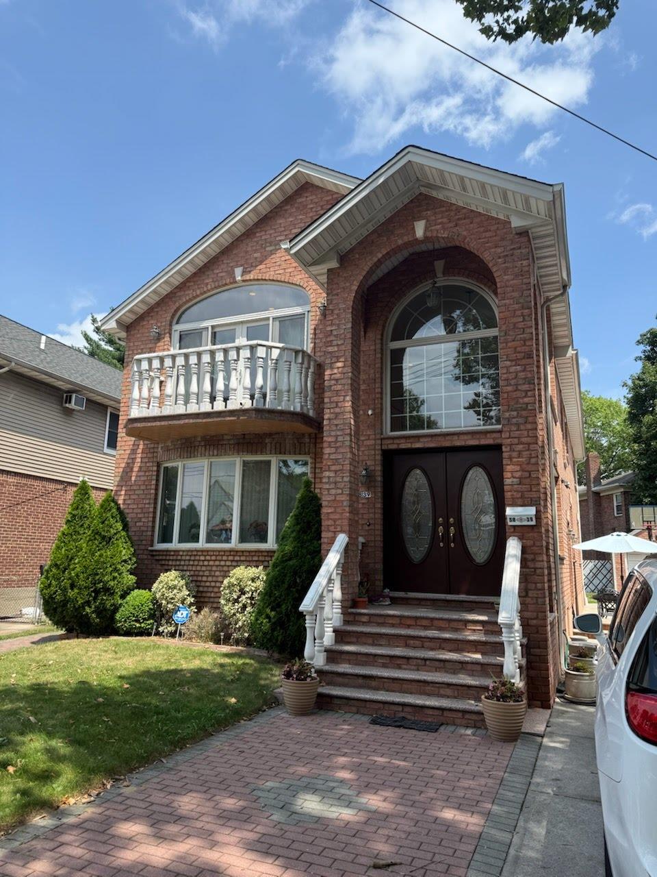 #1 photo, 58-39 196 Place, 皇后區 新鮮草原 Fresh Meadows , NY 11365