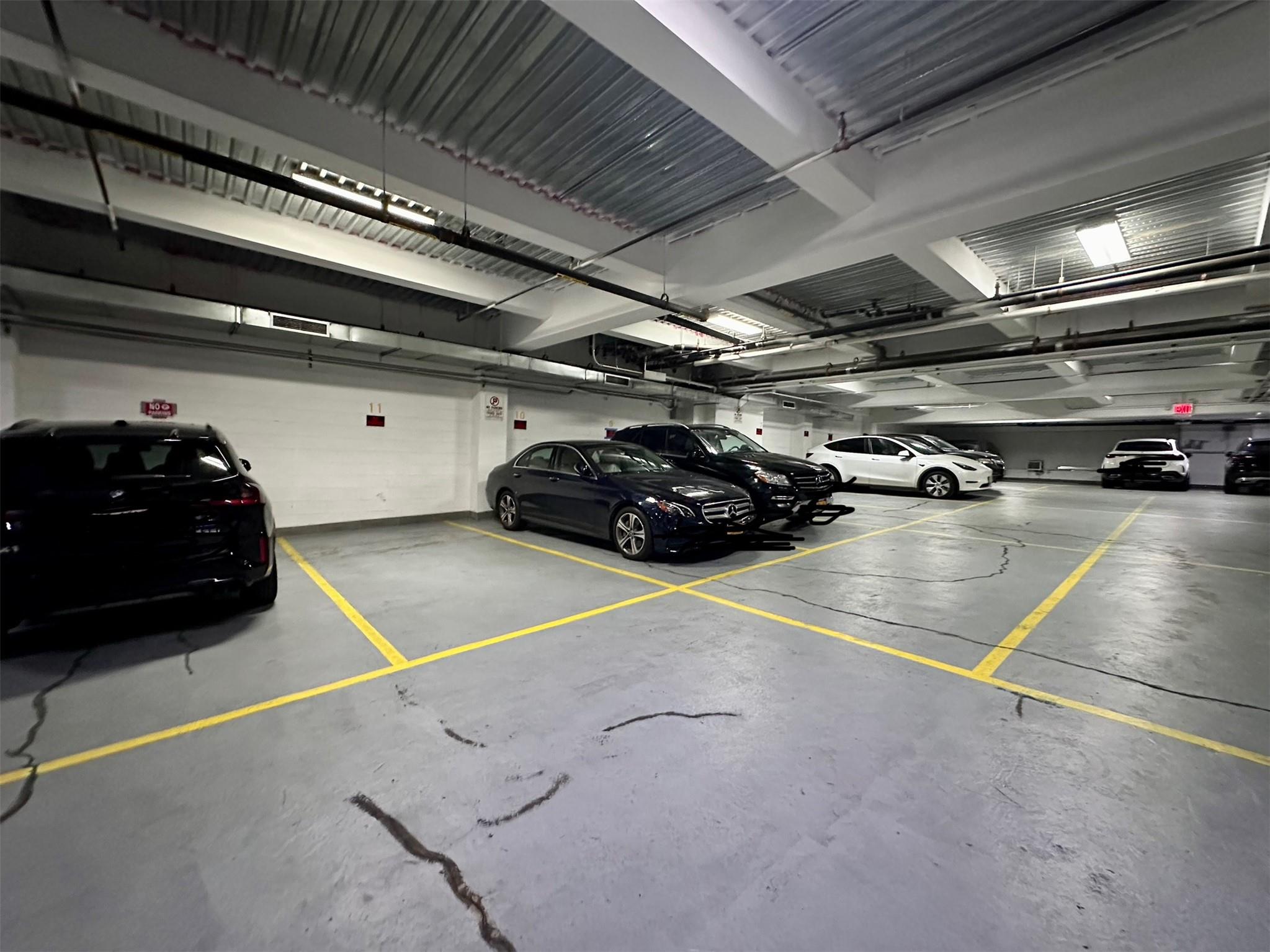 #10 photo, 136-68 Roosevelt Avenue, クイーンズ区 Flushing , NY 11354