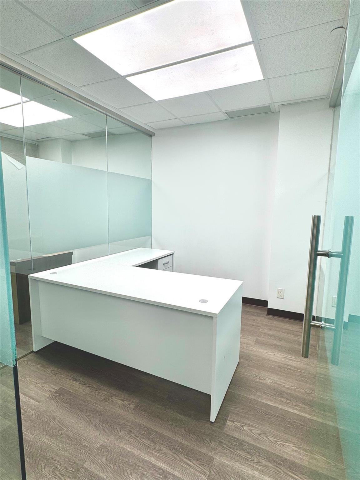 #13 photo, 136-68 Roosevelt Avenue, クイーンズ区 Flushing , NY 11354