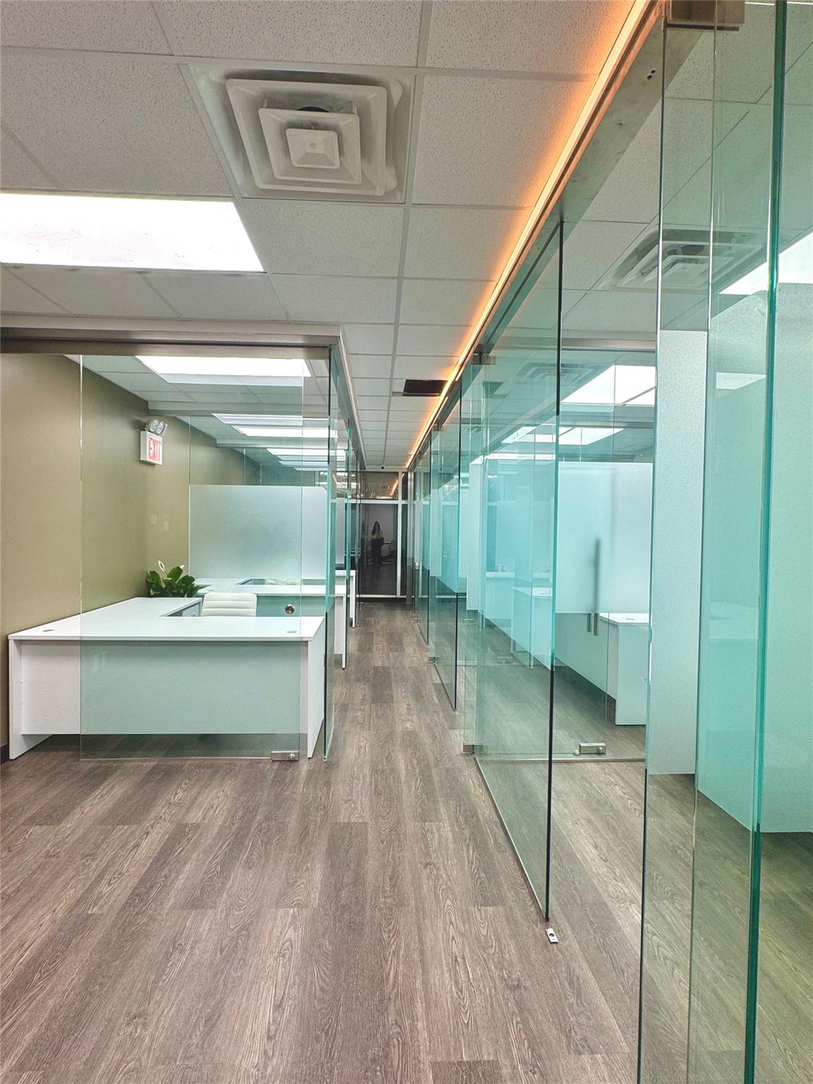 #19 photo, 136-68 Roosevelt Avenue, クイーンズ区 Flushing , NY 11354