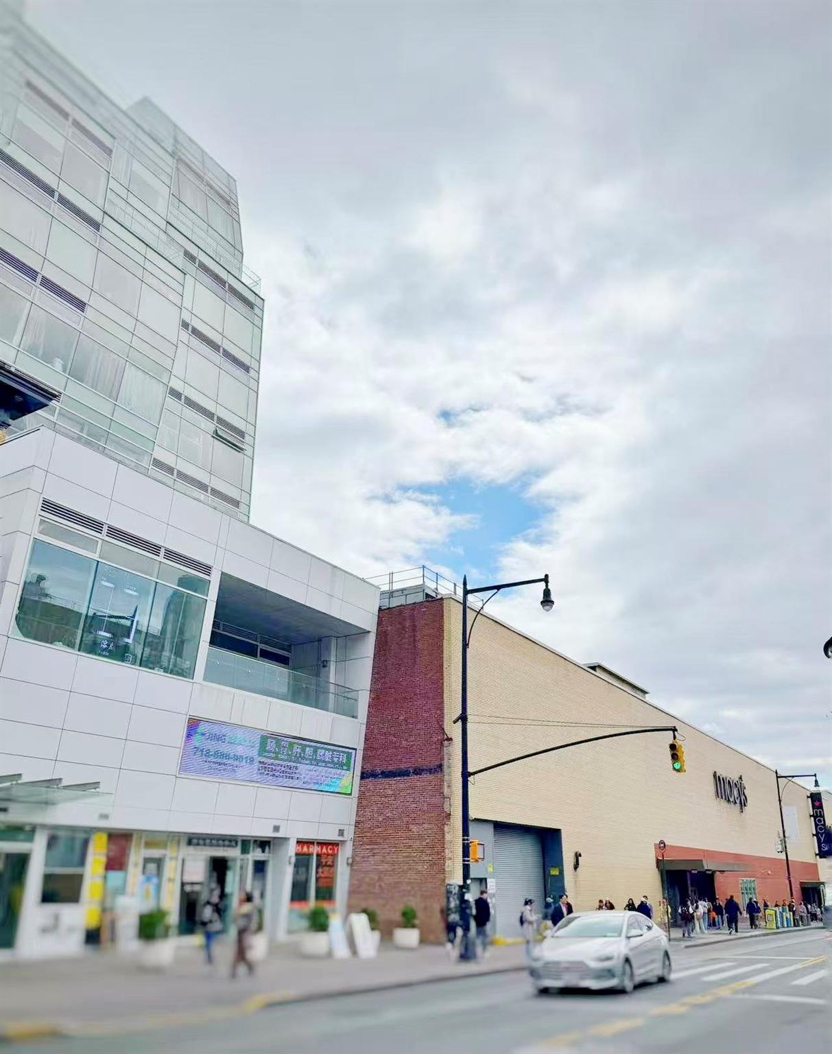 #7 photo, 136-68 Roosevelt Avenue, クイーンズ区 Flushing , NY 11354