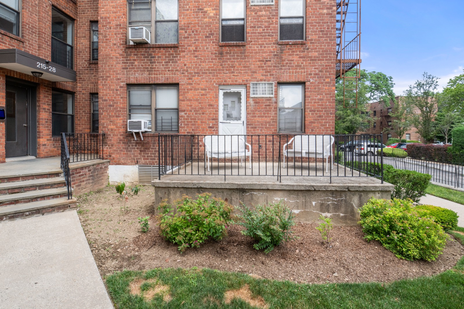 #1 photo, 215-28 47th Ave , #1A, 皇后區 貝塞 Bayside , NY 11361